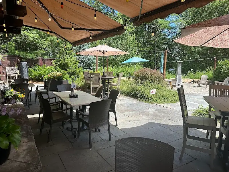 Jubilee Restaurant near Lake Harmony — photo 1